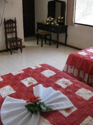 Hotel Plaza Yucatan Ticul Eksteriør bilde