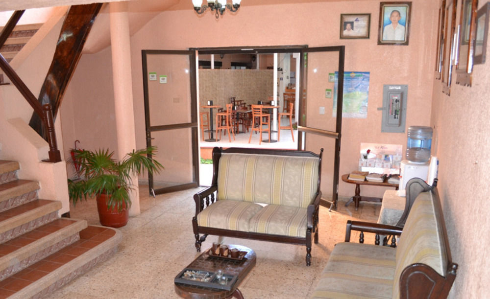 Hotel Plaza Yucatan Ticul Eksteriør bilde